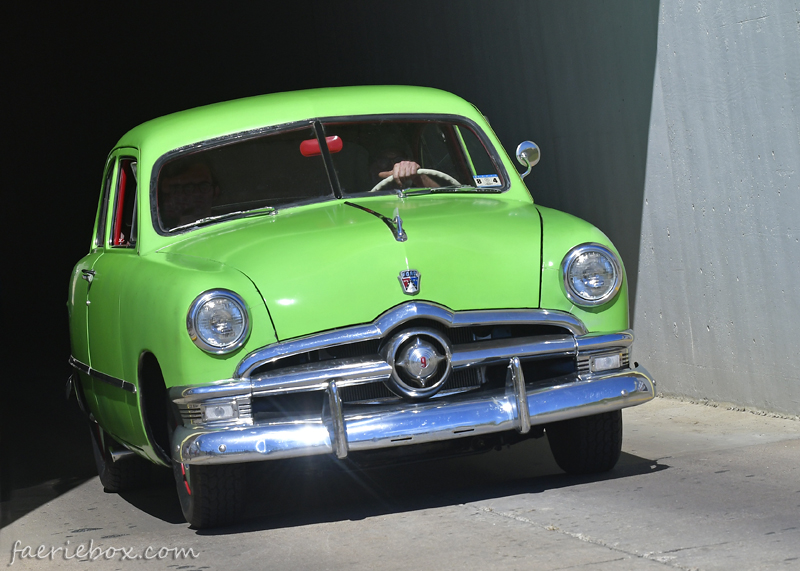 '50 Ford Crestliner