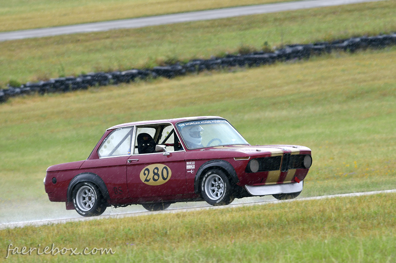 '76 BMW 2002