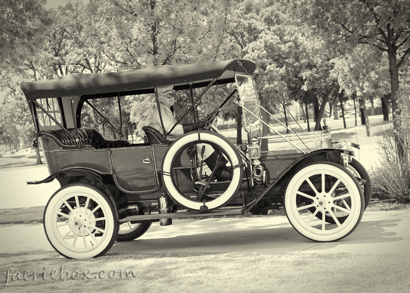 1911 Cadillac Touring