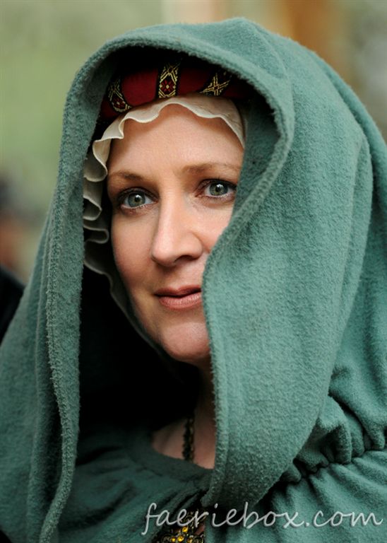 Lady Rhoslyn de Greasby