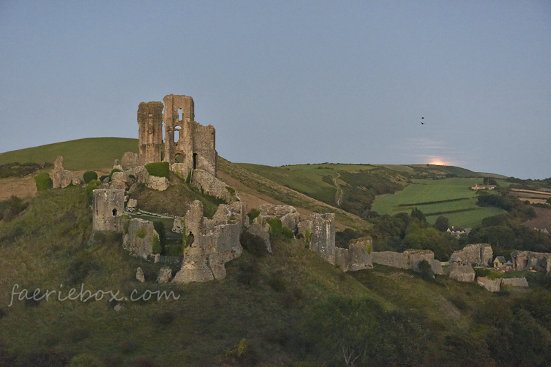 CorfeCastle & Harvest Moon