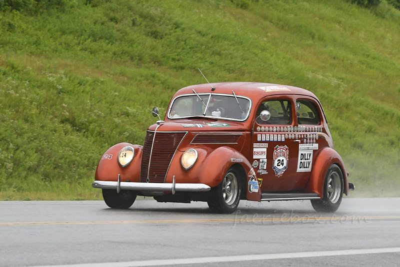 '37 Ford Tudor