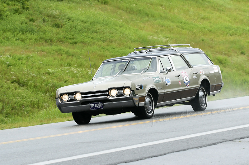 '67 Olds Vista Cruiser