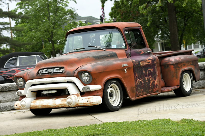 '55 GMC 100