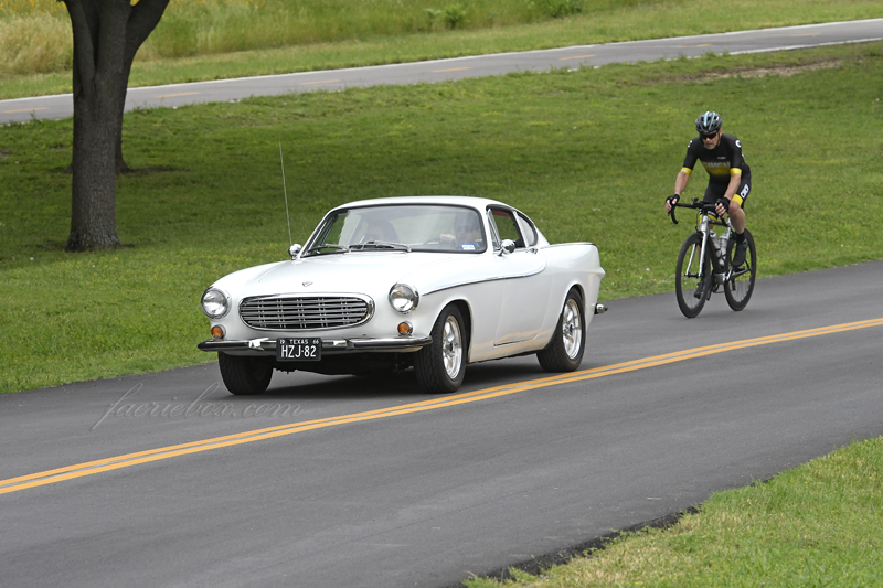 '66 Volvo P1800