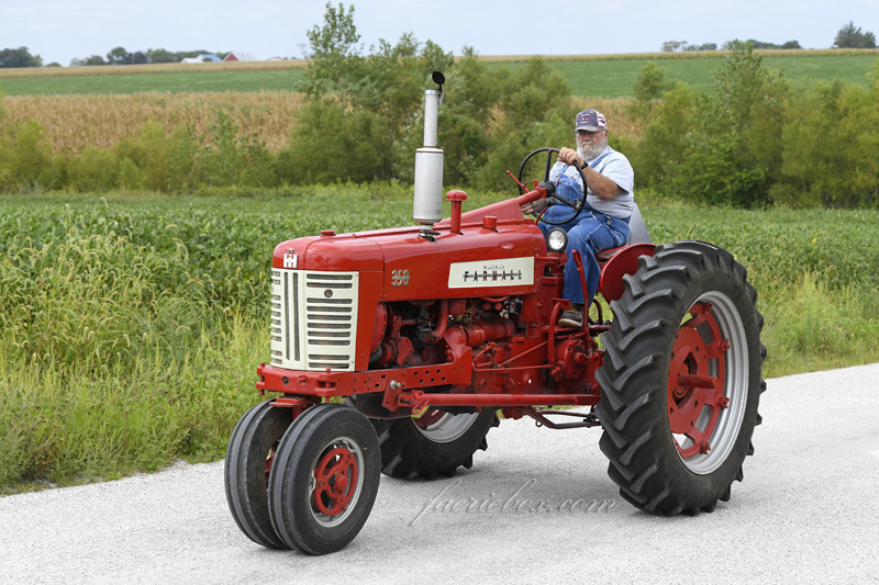 McCormick Farmall 350