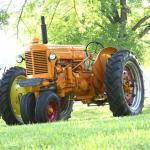 '50 Minneapolis Moline model U & '46 John Deere