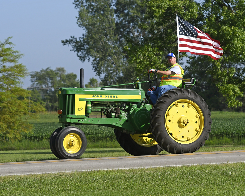 '57 John Deere 520